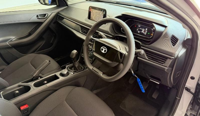 
								Tata Osprey 1.2T Smart Plus full									