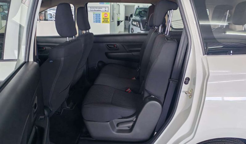 
								Toyota AVANZA / INNOVA / RUMION RUMION 1.5 S full									