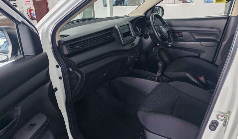 
								Toyota AVANZA / INNOVA / RUMION RUMION 1.5 S full									