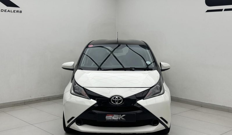 
								Toyota Aygo 1.0 5-Door full									