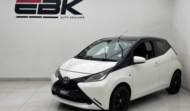 
								Toyota Aygo 1.0 5-Door full									