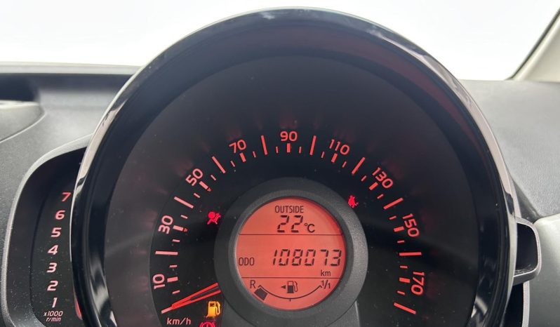 
								Toyota Aygo 1.0 5-Door full									