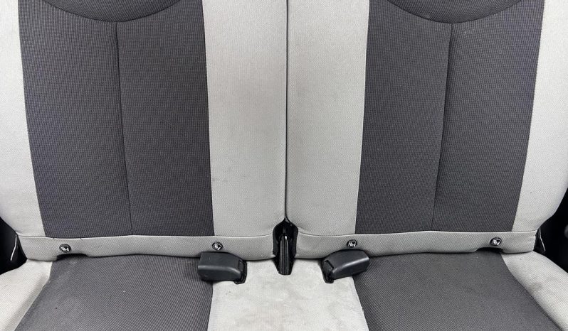 
								Toyota Aygo 1.0 5-Door full									