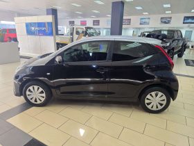 Toyota AYGO/AGYA/VITZ AYGO 1.0 X-CITE (5DR)