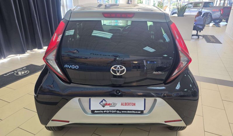 
								Toyota AYGO/AGYA/VITZ AYGO 1.0 X-CITE (5DR) full									