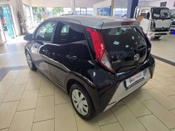 
										Toyota AYGO/AGYA/VITZ AYGO 1.0 X-CITE (5DR) full									