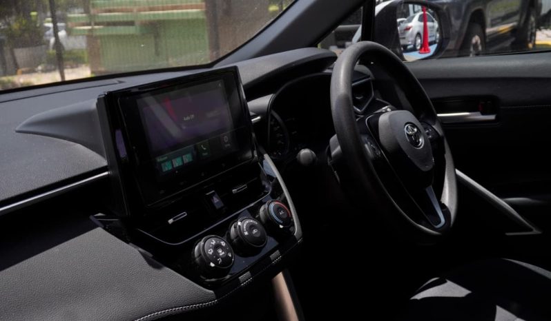 
								Toyota Corolla Cross 1.8 Xi full									