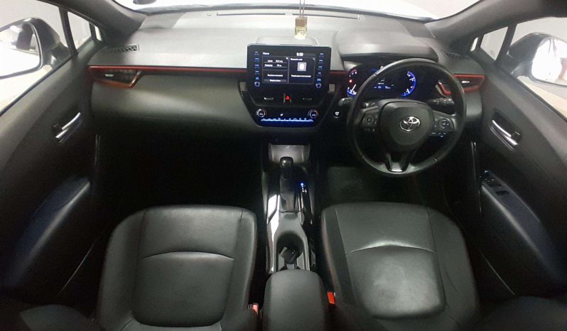 
								Toyota COROLLA CROSS COROLLA CROSS 1.8 GR-S full									