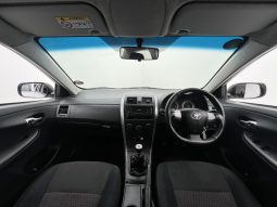 
										Toyota Corolla Quest 1.6 full									