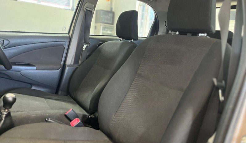 
								Toyota ETIOS ETIOS 1.5 Xs/SPRINT 5Dr full									