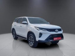 TOYOTA FORTUNER 2.4 GD-6 4X4 AT