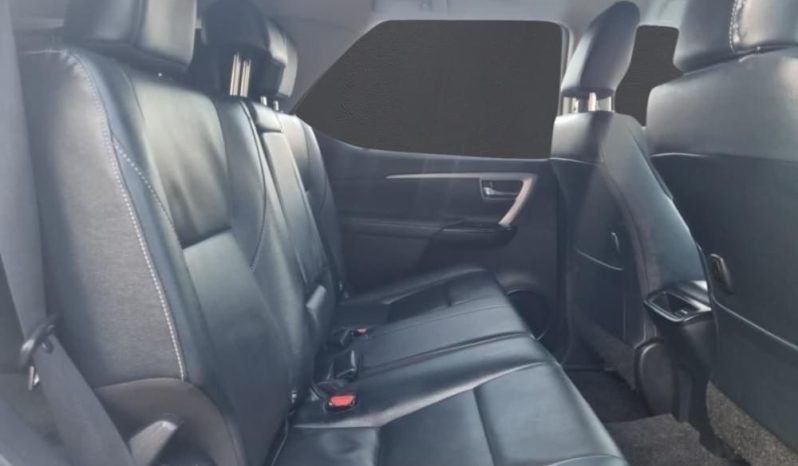 
								TOYOTA FORTUNER 2.4 GD-6 4X4 AT full									