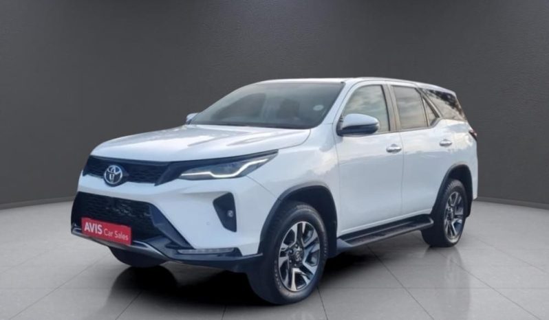 
								TOYOTA FORTUNER 2.4 GD-6 4X4 AT full									