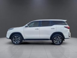 TOYOTA FORTUNER 2.4 GD-6 4X4 AT
