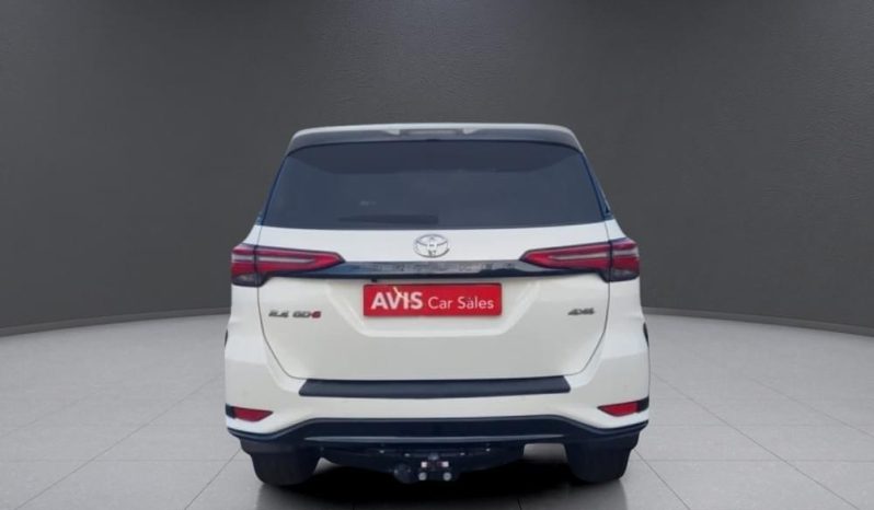 
								TOYOTA FORTUNER 2.4 GD-6 4X4 AT full									