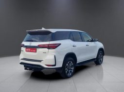 
										TOYOTA FORTUNER 2.4 GD-6 4X4 AT full									