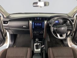 
										Toyota Fortuner 2.4 Gd-6 Raised Body At full									
