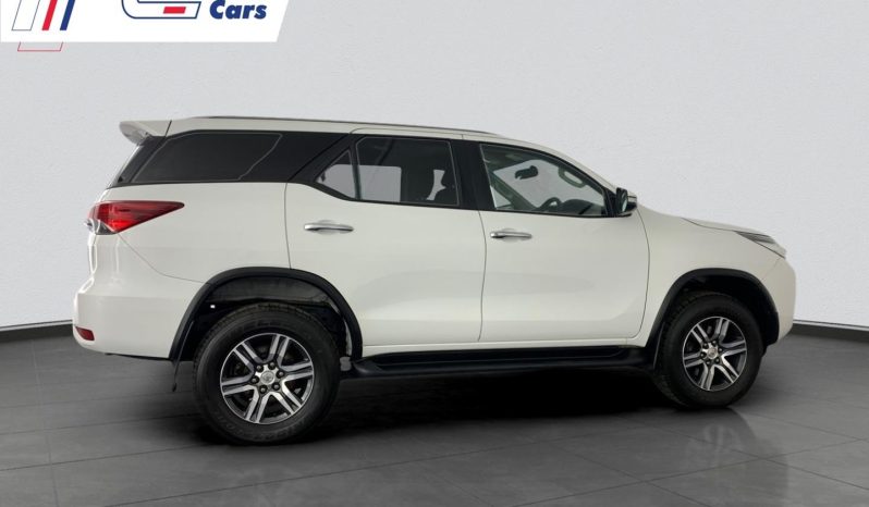 
								Toyota Fortuner 2.4 Gd-6 Raised Body At full									