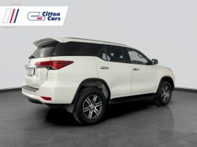 Toyota Fortuner 2.4 Gd-6 Raised Body At