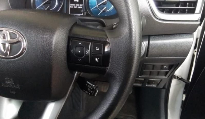 
								TOYOTA FORTUNER 2.4 GD-6 RB AT full									