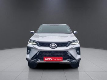 TOYOTA FORTUNER 2.4 GD-6 RB AT
