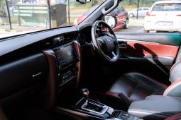
										Toyota Fortuner 2.8GD-6 4×4 full									