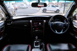 
										Toyota Fortuner 2.8GD-6 4×4 full									