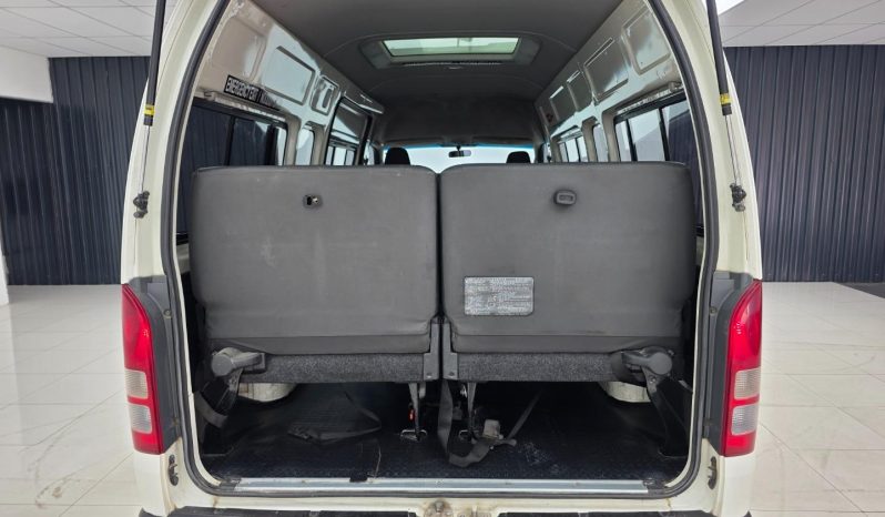 
								Toyota Hiace Sesfikile 2.5D 16 Seater Bus full									