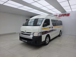 Toyota Hiace Sesfikile 2.5D 16 Seater Bus