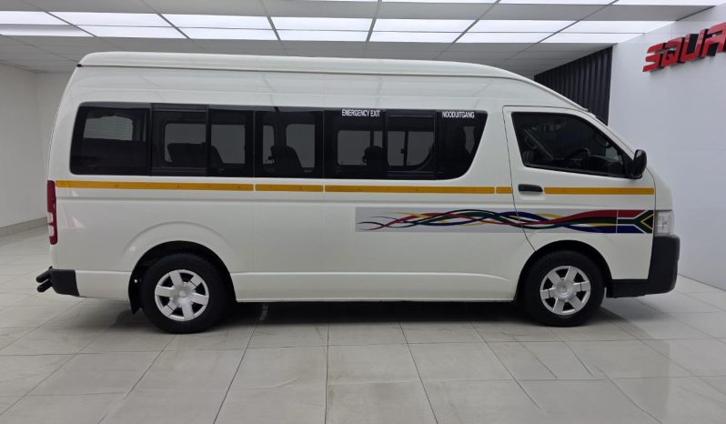 
								Toyota Hiace Sesfikile 2.5D 16 Seater Bus full									