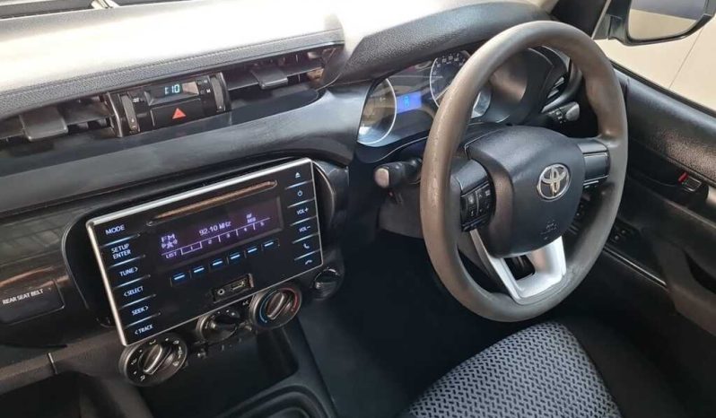 
								Toyota Hilux 2.4 Gd-6 D/cab 4X4 Srx full									