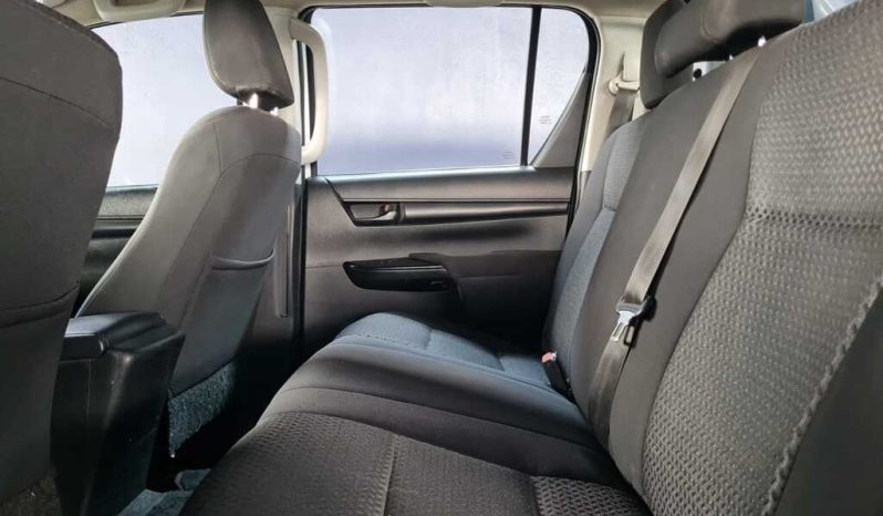 
								Toyota Hilux 2.4 Gd-6 D/cab 4X4 Srx full									