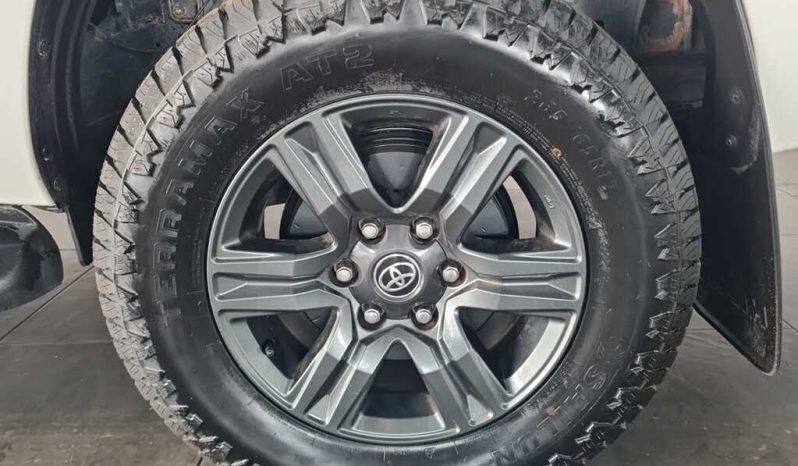 
								Toyota Hilux 2.4 Gd-6 D/cab 4X4 Srx full									