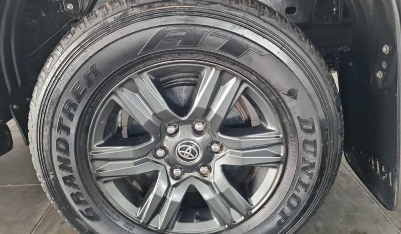 
								Toyota Hilux 2.4 Gd-6 Rb Raider D Cab full									