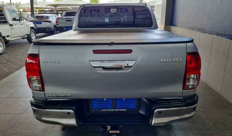 
								Toyota Hilux 2.4 Gd-6 Rb Raider D Cab full									
