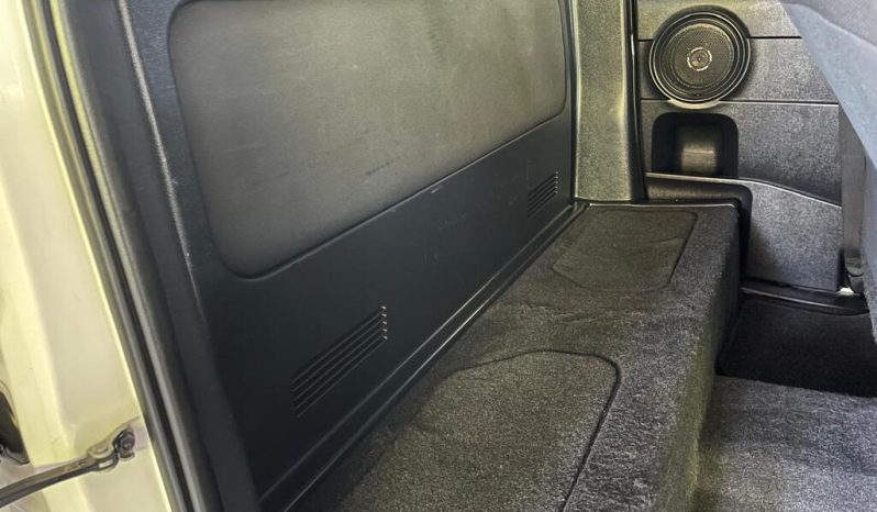 
								Toyota Hilux 2.4 Gd-6 Rb Raider Xc full									