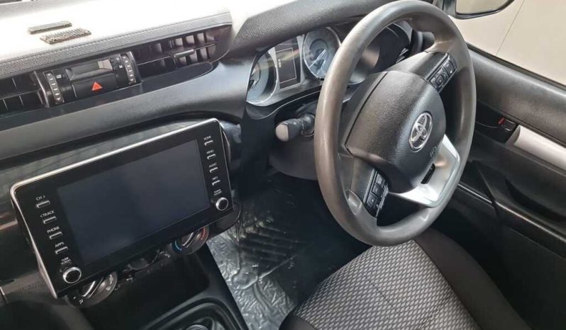 
								Toyota Hilux 2.4 Gd-6 Rb Raider Xc full									