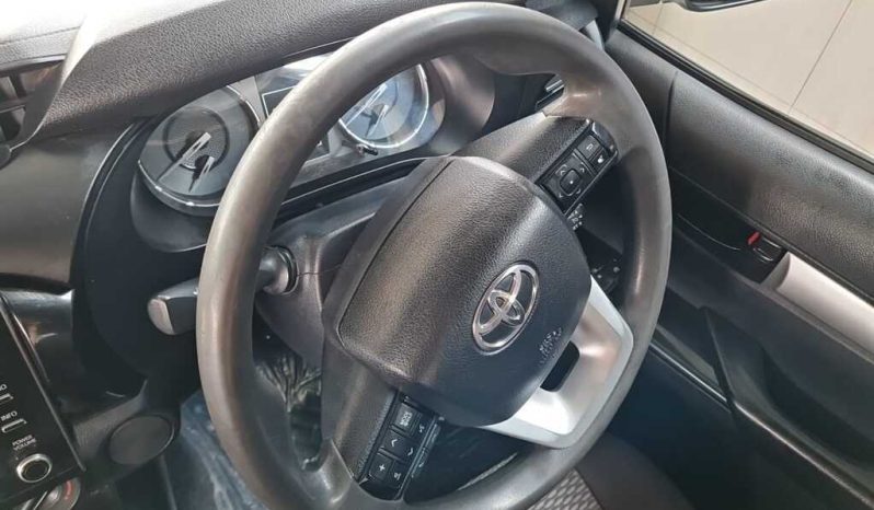 
								Toyota Hilux 2.4 Gd-6 Rb Raider Xc full									