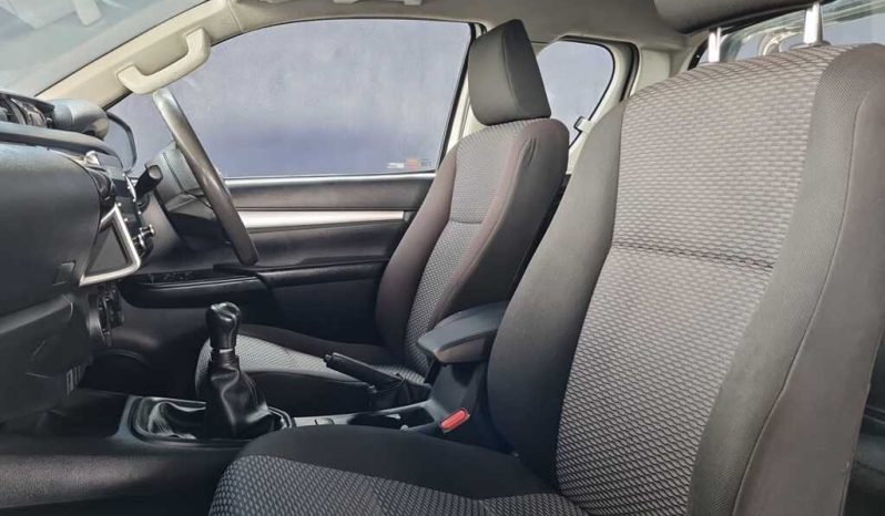 
								Toyota Hilux 2.4 Gd-6 Rb Raider Xc full									