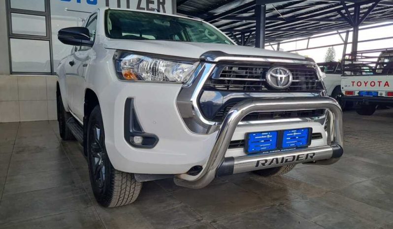 
								Toyota Hilux 2.4 Gd-6 Rb Raider Xc full									