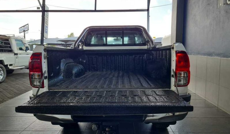 
								Toyota Hilux 2.4 Gd-6 Rb Raider Xc full									
