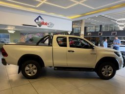 
										Toyota Hilux 2.4 Gd-6 X/cab Rb Srx full									