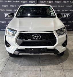 Toyota Hilux 2.4GD-6 Xtra Cab Raider Manual