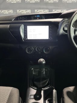 
										Toyota Hilux 2.4GD-6 Xtra cab SRX full									