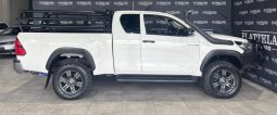 Toyota Hilux 2.4GD-6 Xtra cab SRX
