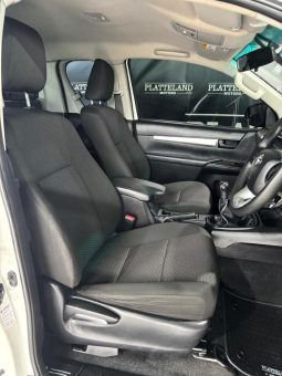 
										Toyota Hilux 2.4GD-6 Xtra cab SRX full									