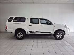 Toyota Hilux 2.5 D-4D D/cab 4X4 Srx