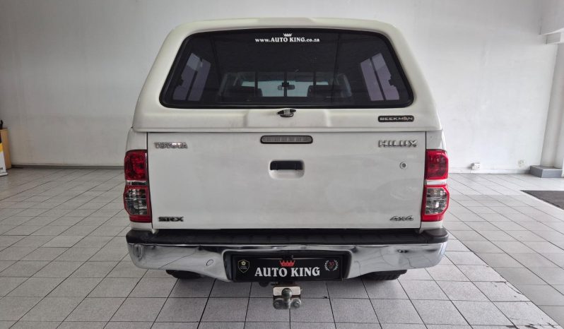
								Toyota Hilux 2.5 D-4D D/cab 4X4 Srx full									
