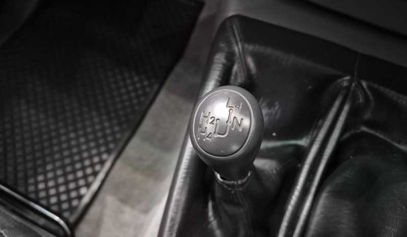 
								Toyota Hilux 2.5 D-4D D/cab 4X4 Srx full									