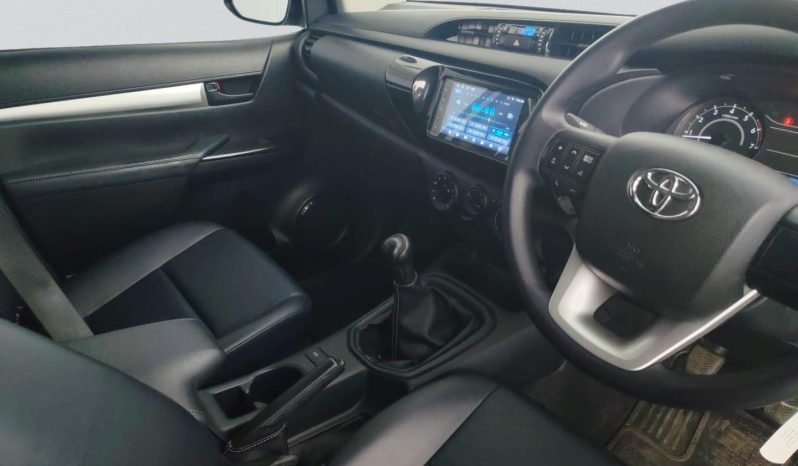 
								Toyota Hilux 2.7 Vvti Rb D Cab full									